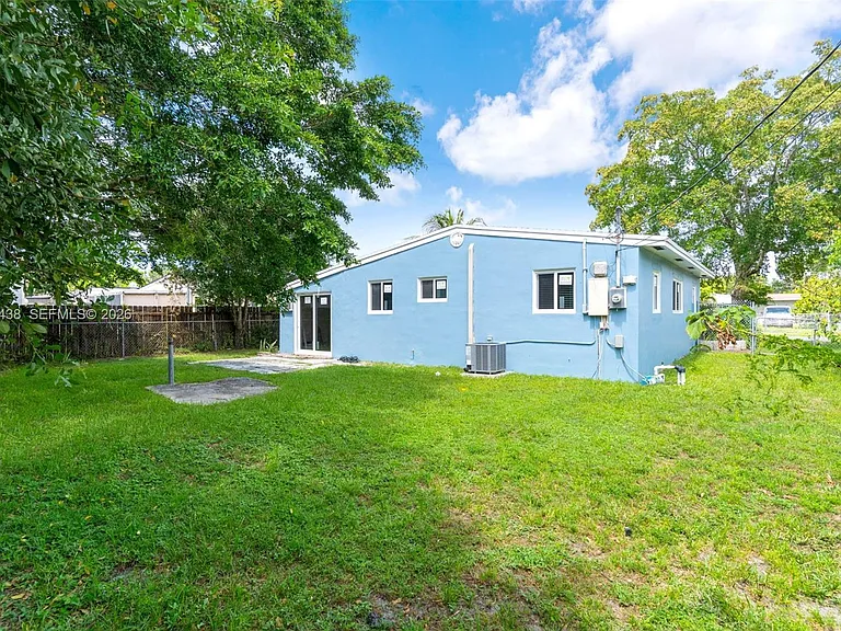 401 SW 25th Ave — Photo 39