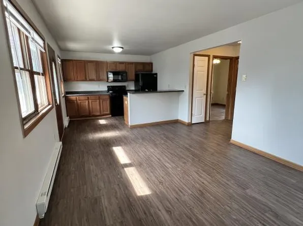 1114 Cherry St, Oshkosh, WI 54901