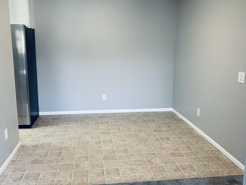 1st image of 475 N Midway Dr Unit 208