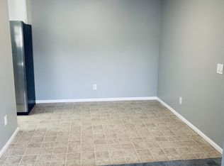 475 N Midway Dr UNIT 208, Escondido, CA 92027