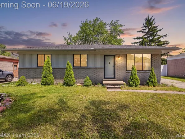 18533 Matthew Dr, Clinton Township, MI 48035