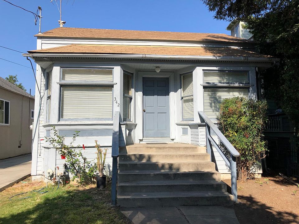 1st image of 342 N 6th St