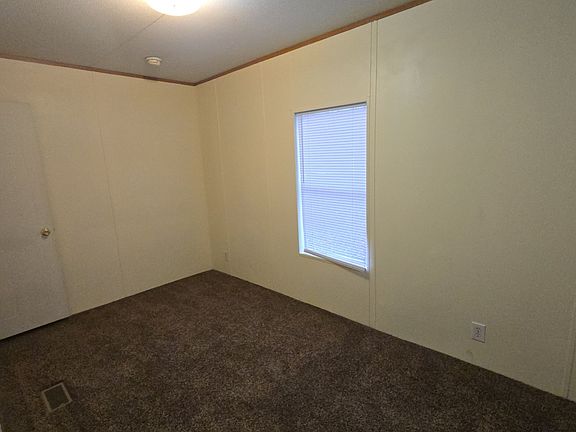 5th image of 111 Mary Alice Rd NE #10