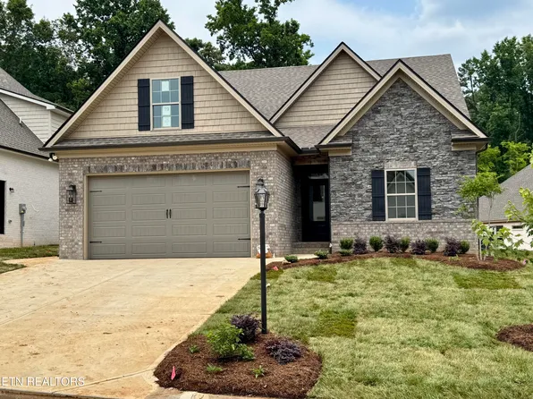 12043 Avery Woods Ln, Knoxville, TN 37921