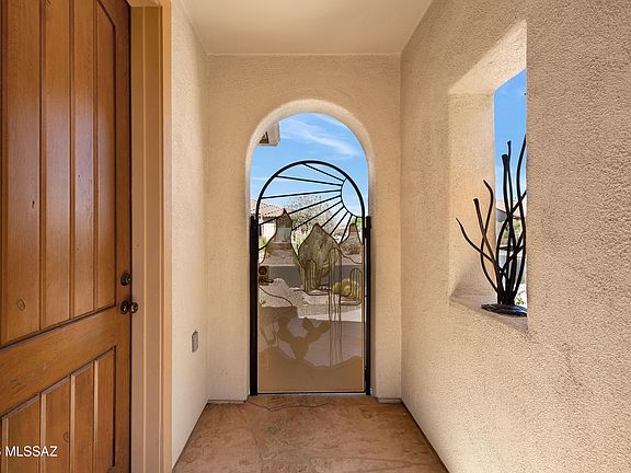 4th image of 62857 E Sandlewood Rd