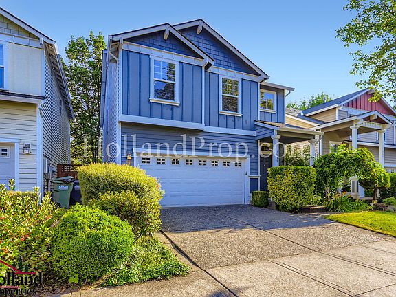 3rd image of 5639 NE Hidden Creek Dr