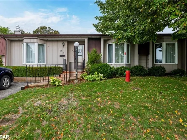 28 Linden Ln, Innisfil, ON L9S 1N8