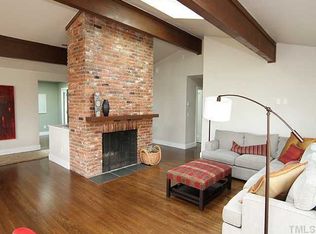 415 Clayton Rd, Chapel Hill, NC 27514