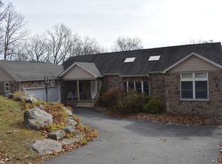 814 Morgan Ct, Hawley, PA