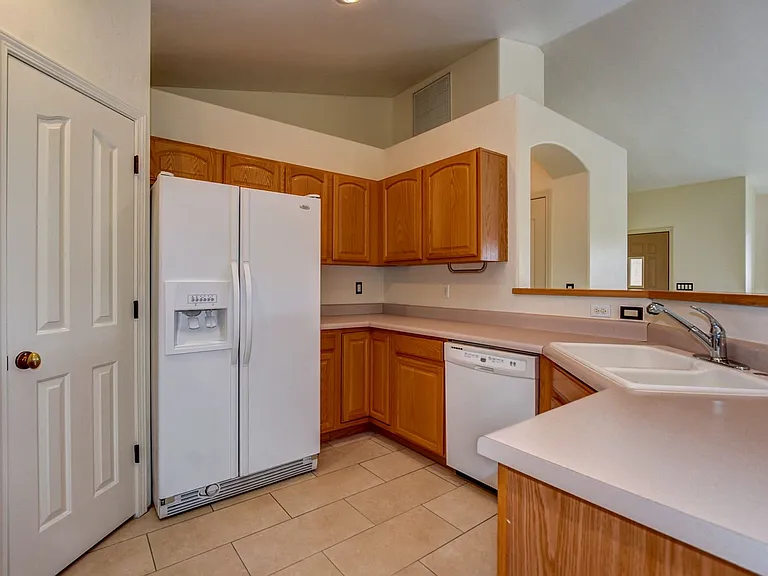 8381 E Hopi Cir — Photo 10