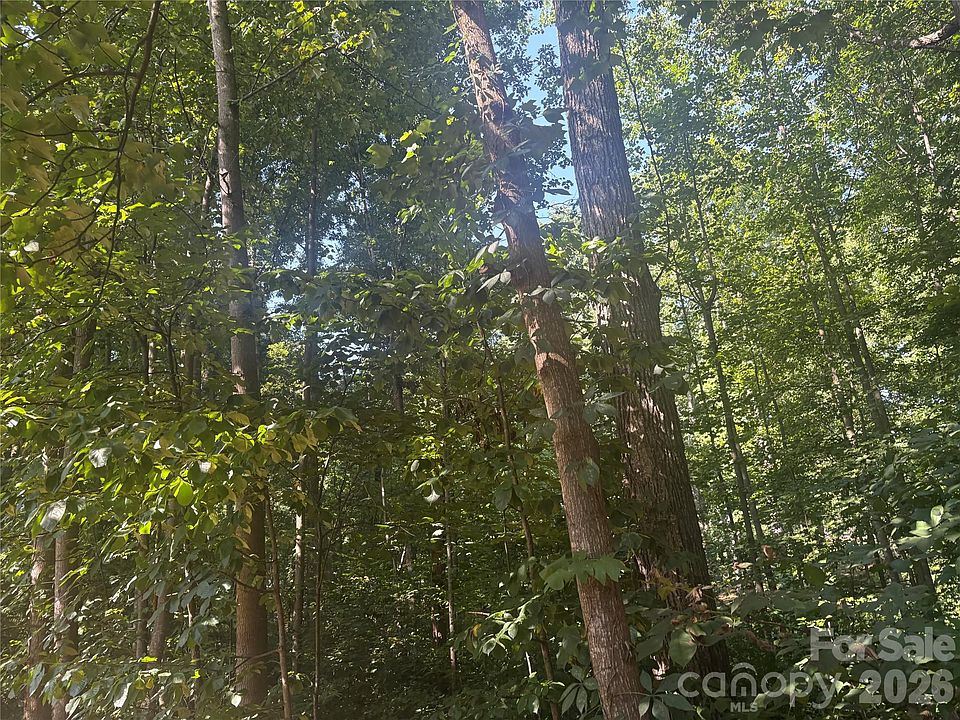1st image of 427 Deauville Rd