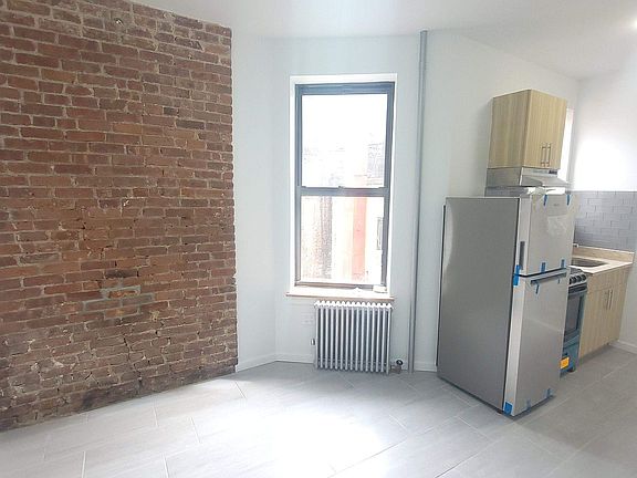 3rd image of 77 Mulberry St #5NW