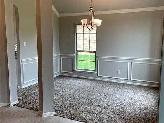 4th image of 121 Singleton Dr
