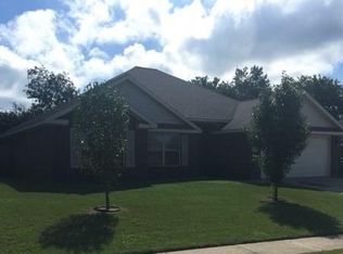 3123 Kings Dr, Springdale, AR 72764