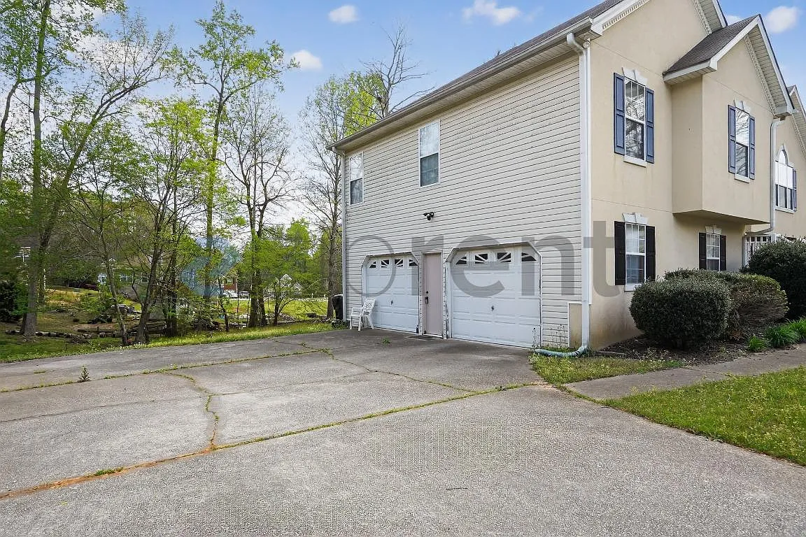 Building Photo - 3968 Broken Horn Ct #1