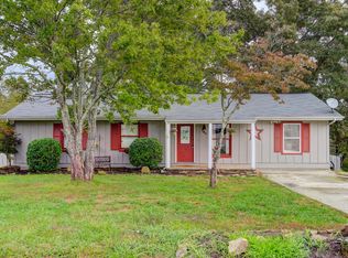 707 Crestwood Dr, Clinton, TN 37716