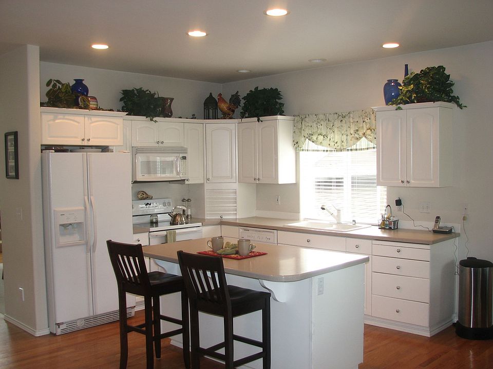 2nd image of 15404 SE 254th St