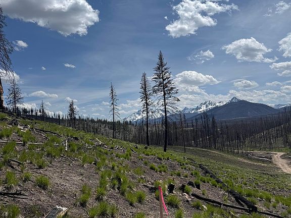 3rd image of Valley Creek Rd