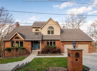 987 N Rustling Rd, South Charleston, WV 25303