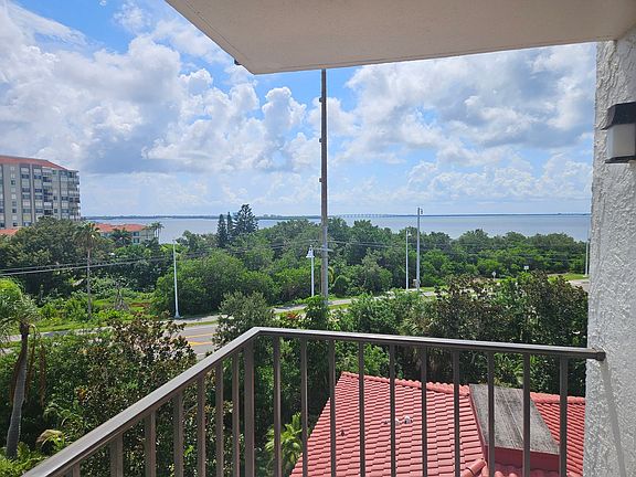 3rd image of 6365 Bahia Del Mar Blvd APT 506