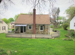 412 Delano Dr, Pittsburgh, PA