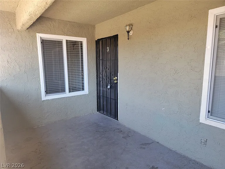 1773 E Harmon Ave #3 — Photo 23