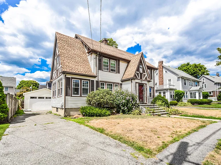 36 Whittier Rd — Photo 48