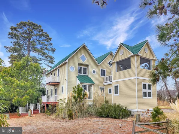 4473 Deep Hole Rd, Chincoteague, VA 23336