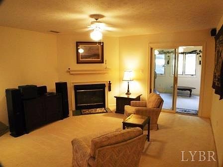 3rd image of 300 St Paul Dr