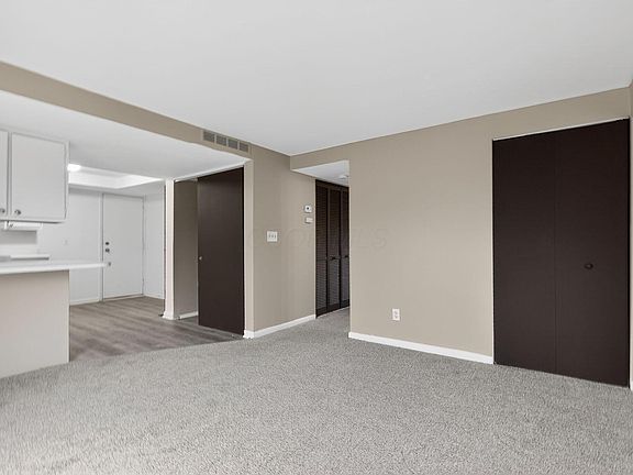 3rd image of 3678 Paris Blvd