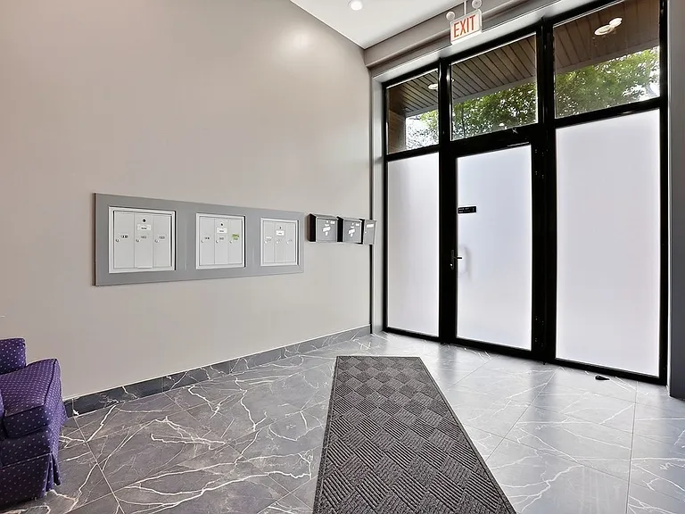 815 N Richmond St #301 — Photo 20