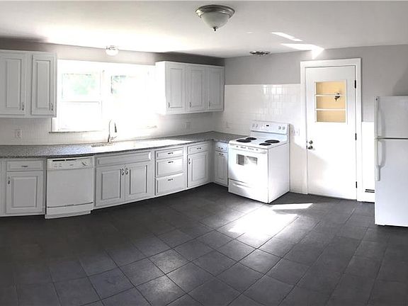 5th image of 16 Wood St