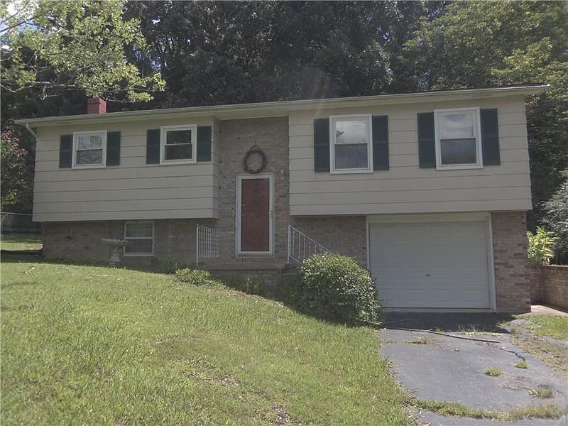 1st image of 410 Choctaw Dr