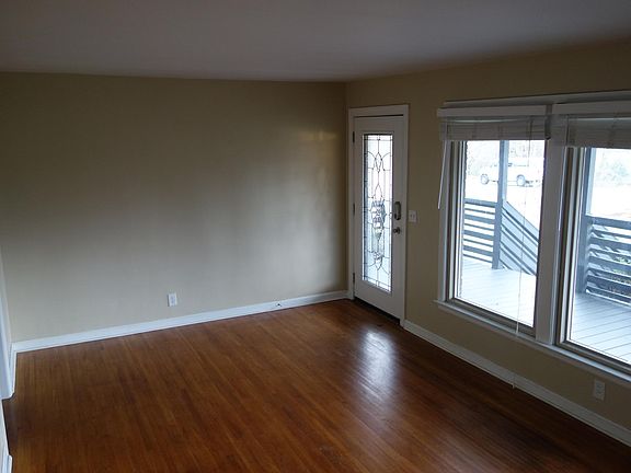 Sitting / TV room off the front porch