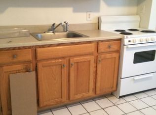 44 W Main St APT 1, Clinton, CT 06413