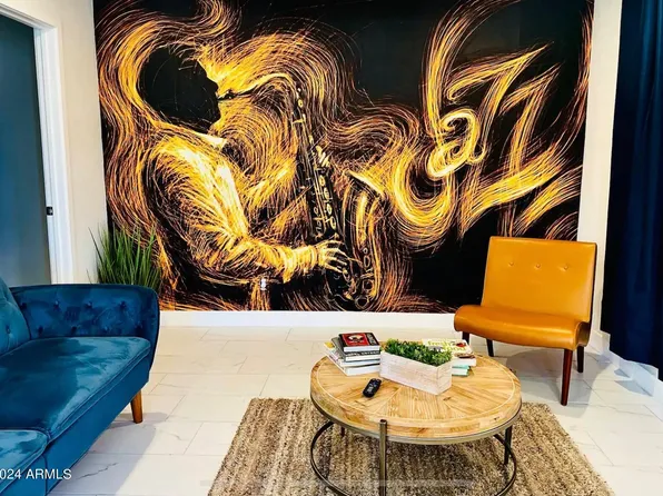 322 N 11TH Place, Phoenix, AZ 85006