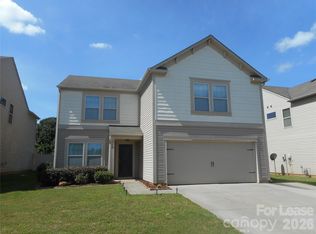 7156 Pitzer Dr, Charlotte, NC 28269