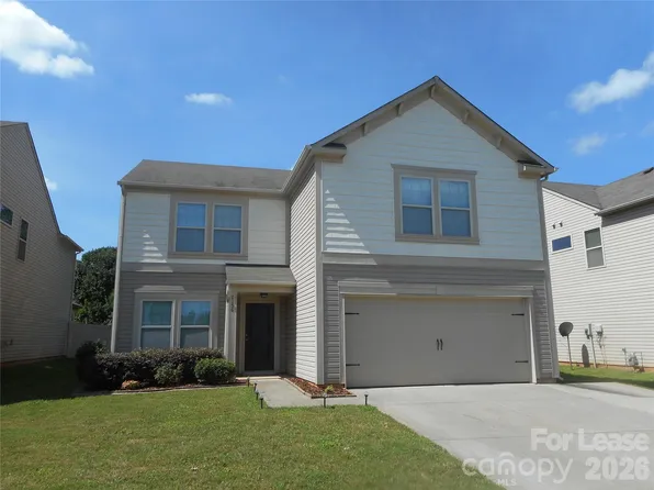 7156 Pitzer Dr, Charlotte, NC 28269