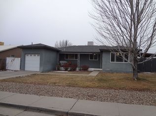 1525 N Carlton Ave, Farmington, NM 87401