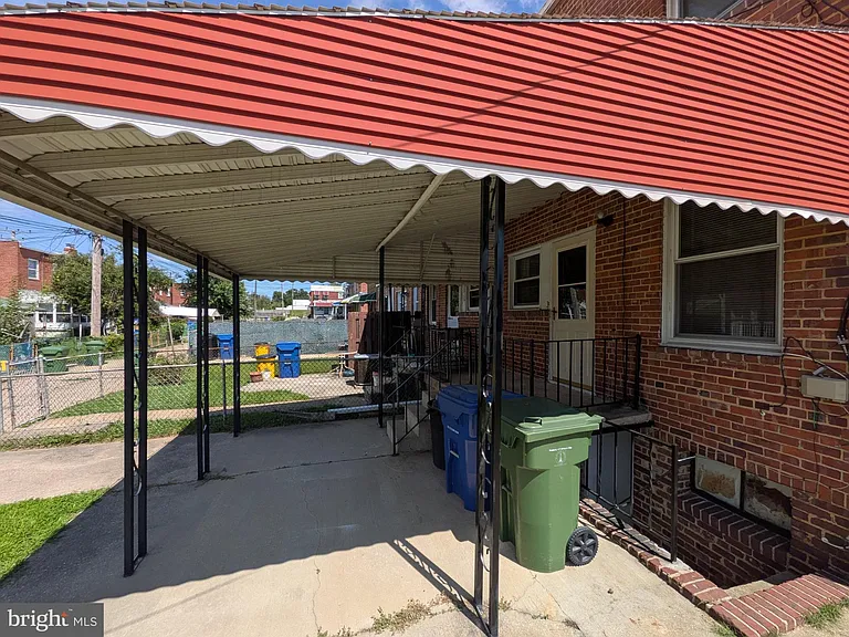 3018 Larue Sq E — Photo 24