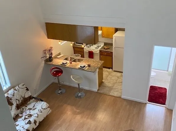 1943 Vista Del Mar Ave #4, Los Angeles, CA 90068