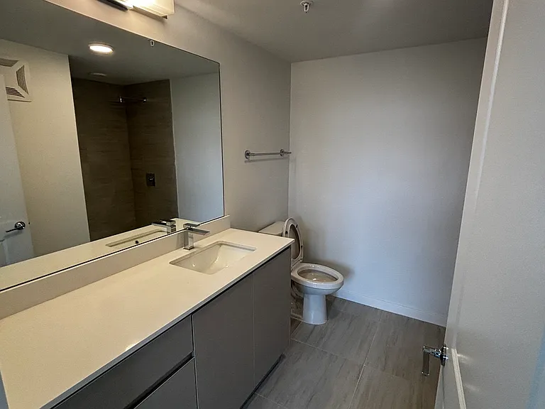 5592 Pga Blvd #107 — Photo 9