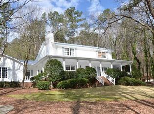 1977 Indian Crest Dr, Indian Springs, AL 35124
