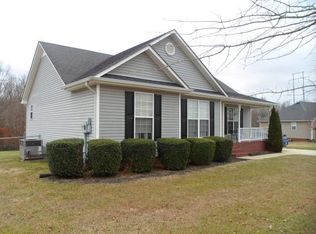 221 Timberline Dr, Lawrenceburg, TN 38464
