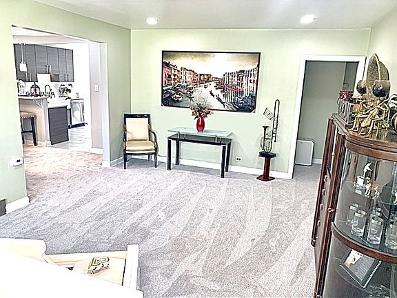4th image of 1838 Kensington Ave