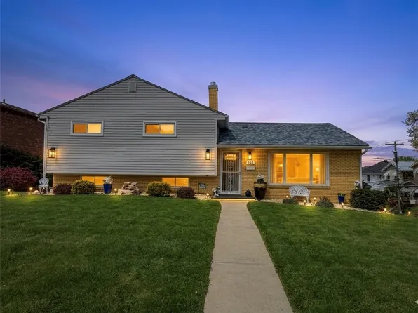 545 Greenridge Rd, New Kensington, PA 15068