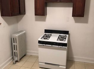 7953 S St Lawrence Ave #1, Chicago, IL 60619