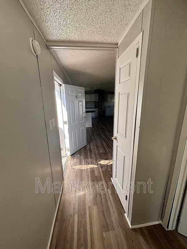 2 bed, 2.0 bath, 980 sqft, $995 — Photo 3