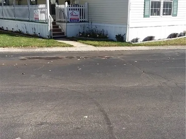 5114 Scotsman Dr, Dayton, OH 45414