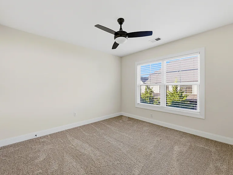 1020 Easton Ct — Photo 58